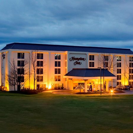 Hampton Inn Pittsburgh/Airport Moon Township Exterior photo