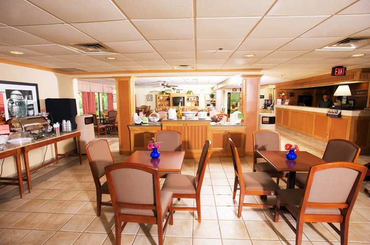 Hampton Inn Pittsburgh/Airport Moon Township Restaurant photo